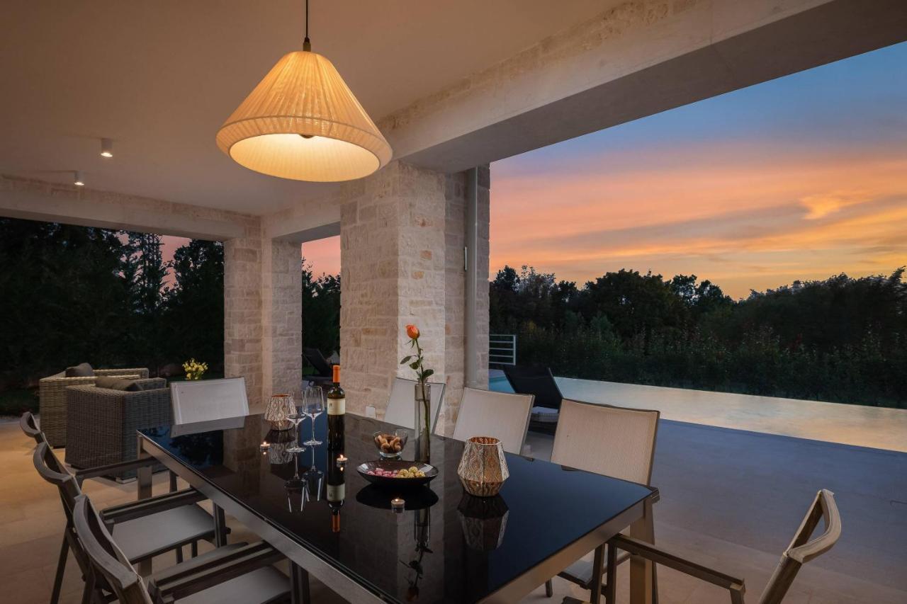 Villa Divine By Ilc Brtonigla Exterior photo